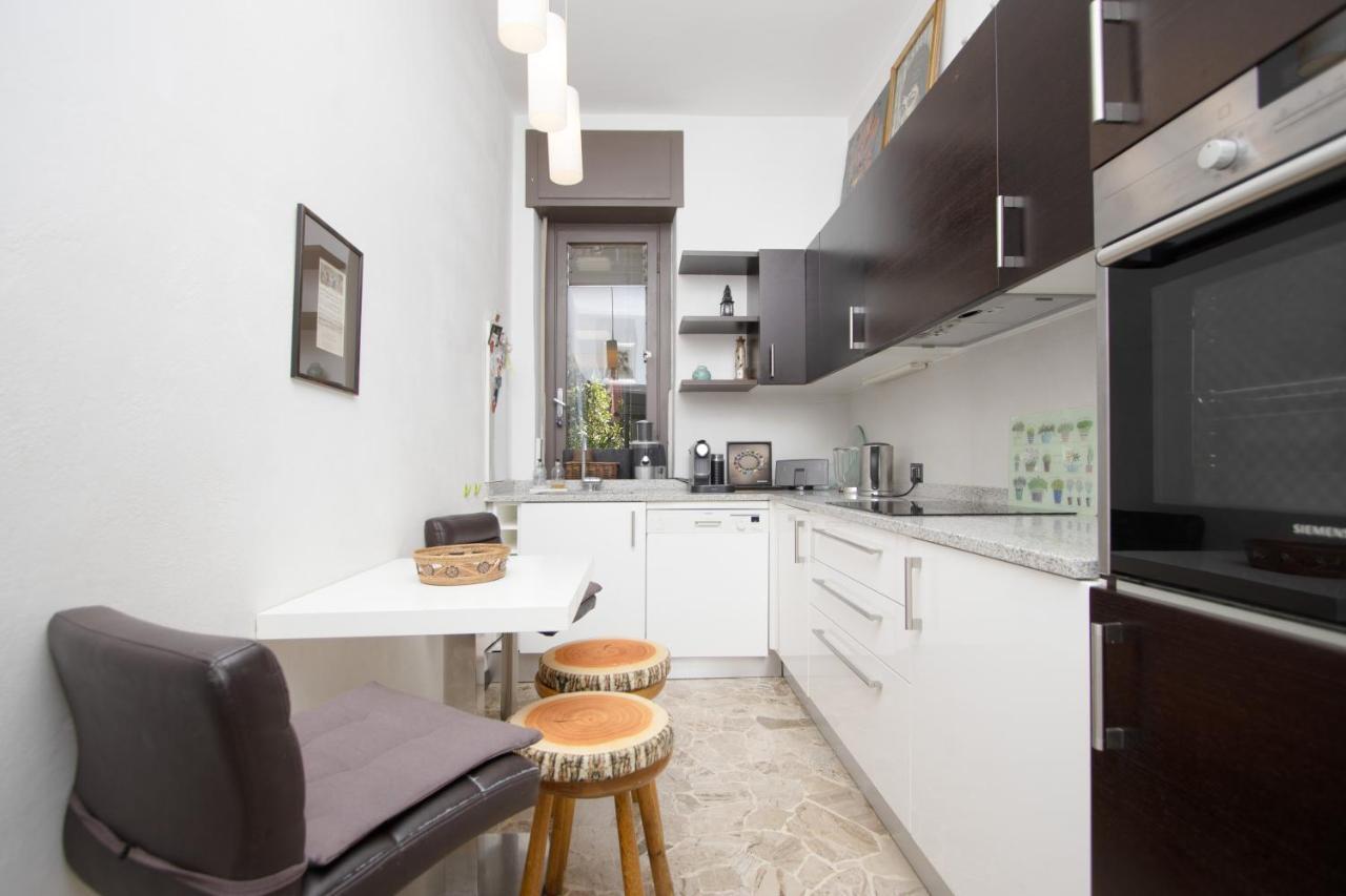 Note D'Artista-Duomo 15 Minutes Apartment Милано Екстериор снимка