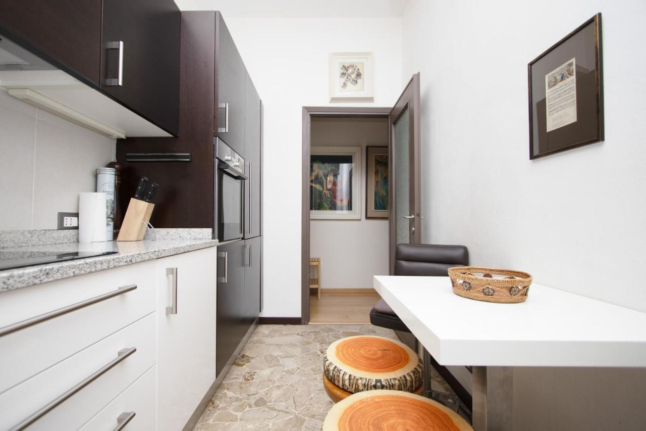 Note D'Artista-Duomo 15 Minutes Apartment Милано Екстериор снимка